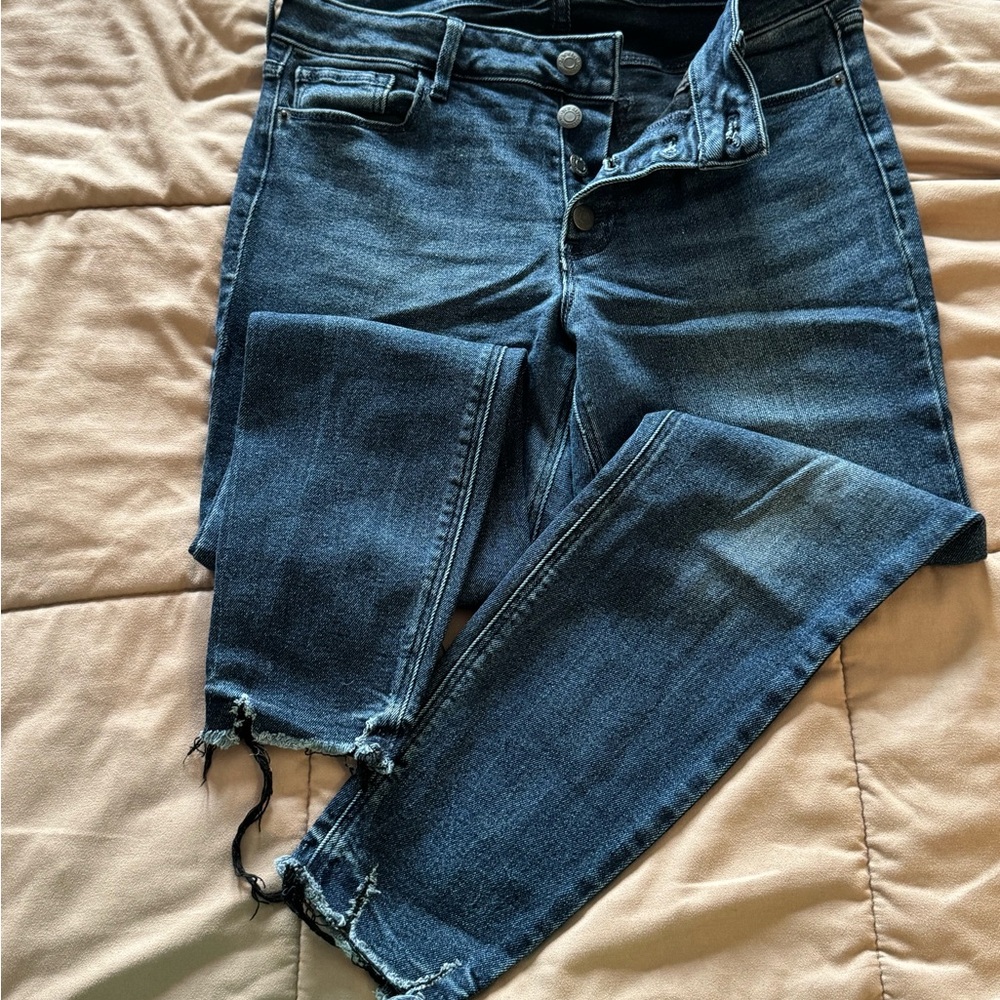 Dark Blue Cropped Jeans